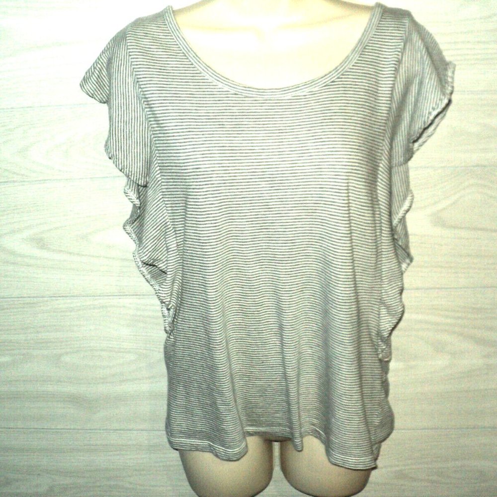 Mossimo Supply Co Women's Size L Top Gray & Light Gray Stripes Flutter Sleeves